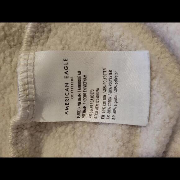 American Eagle Outfitters XS Cream & tan camouflage sweatshirt - Picture 4 of 5